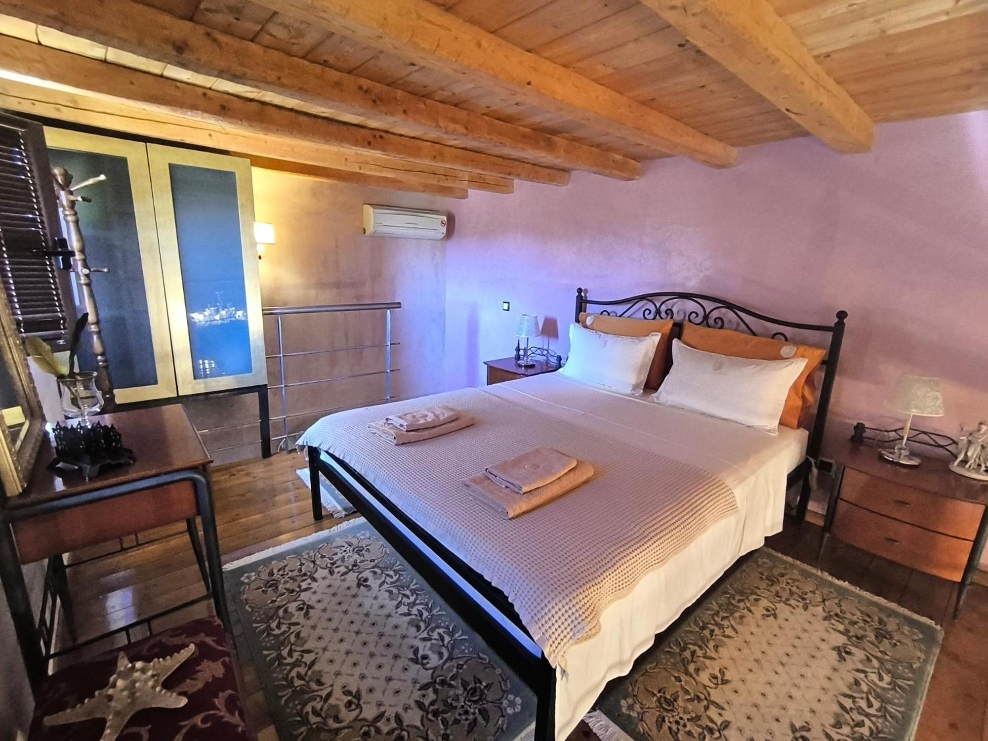 Donquihotel Chalet Karvounades Ngoại thất bức ảnh